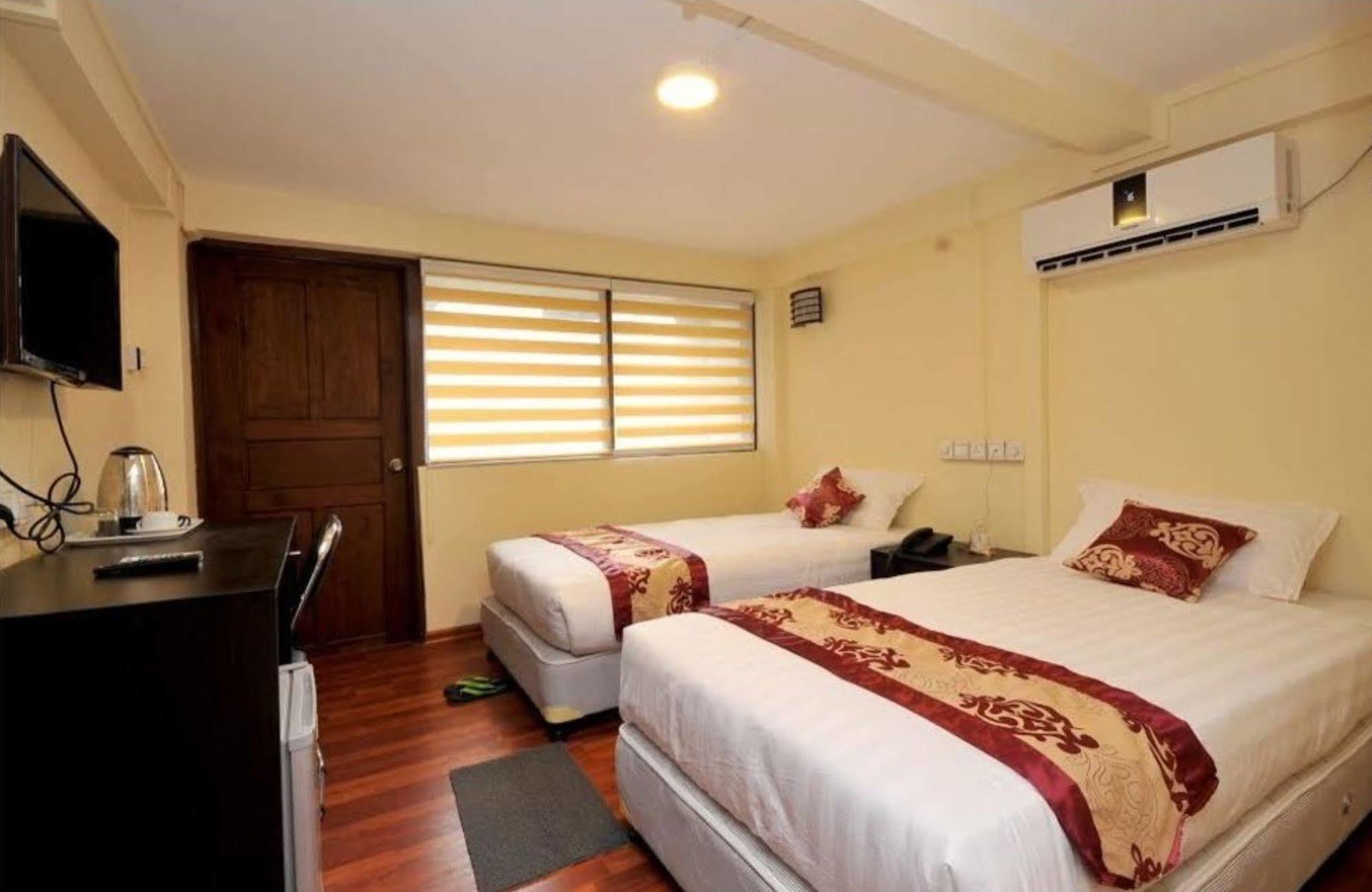York Residence Yangon Eksteriør bilde